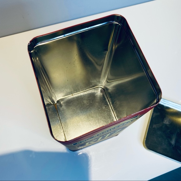 Vintage Ritz Cracker 1995 60th Anniversary Tin- Cracker Tin - Picture 3 of 14